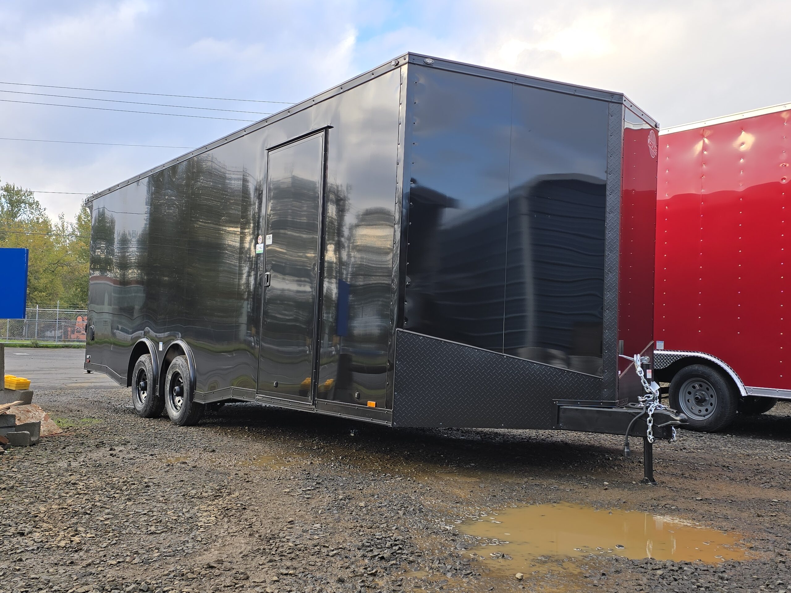 2025 E-Series by Cargo Mate 8.5×24 Extra Height Enclosed Car Hauler Cargo Trailer Pure Black .080 PolyCORE Black Aluminum with Polybead Floor & White Vinyl