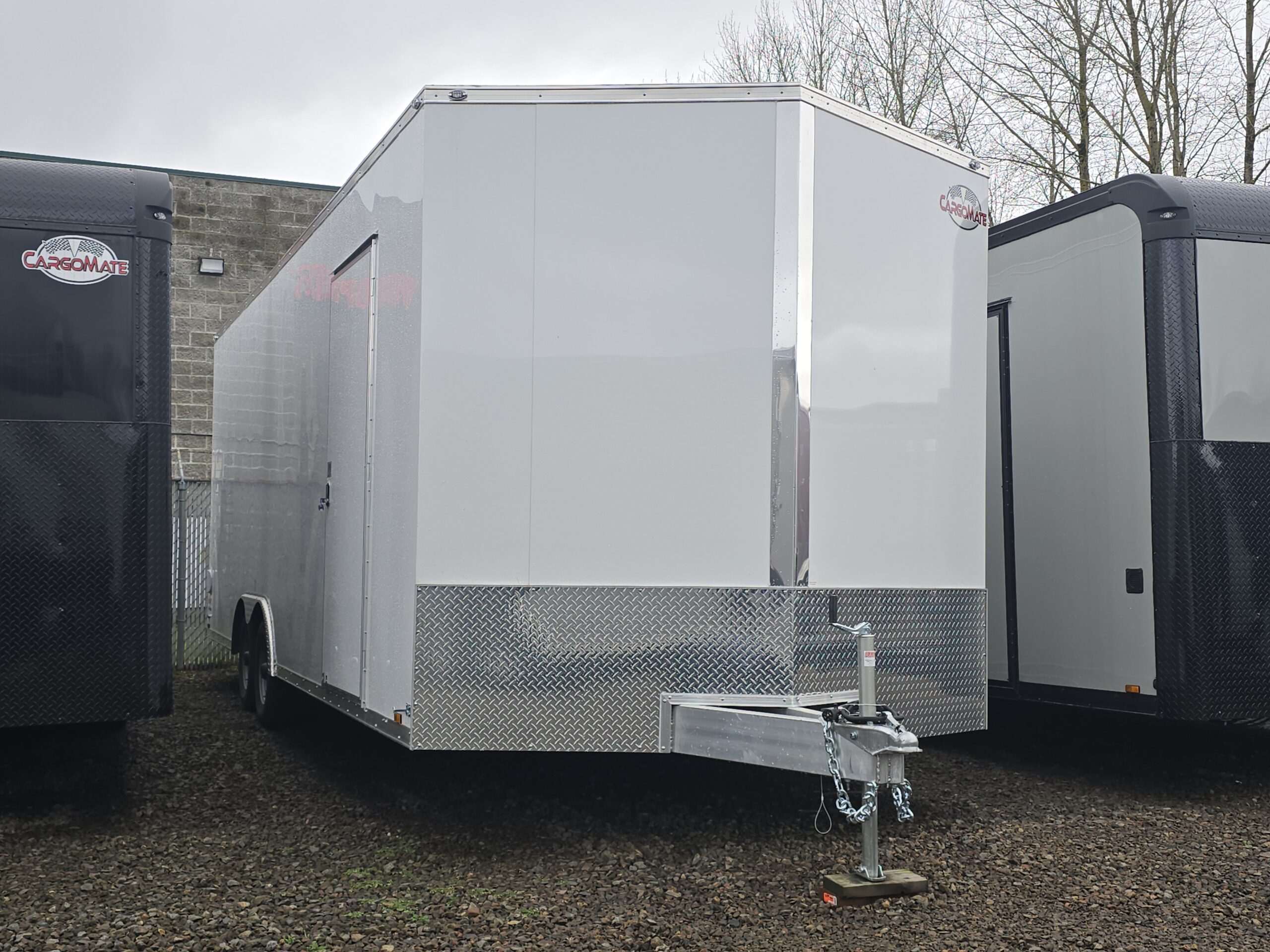 2025 Aluminum E-Series by Cargo Mate 8.5×24 9800GVW Enclosed Cargo Trailer Vehicle Hauler 88″ Ramp Door Opening