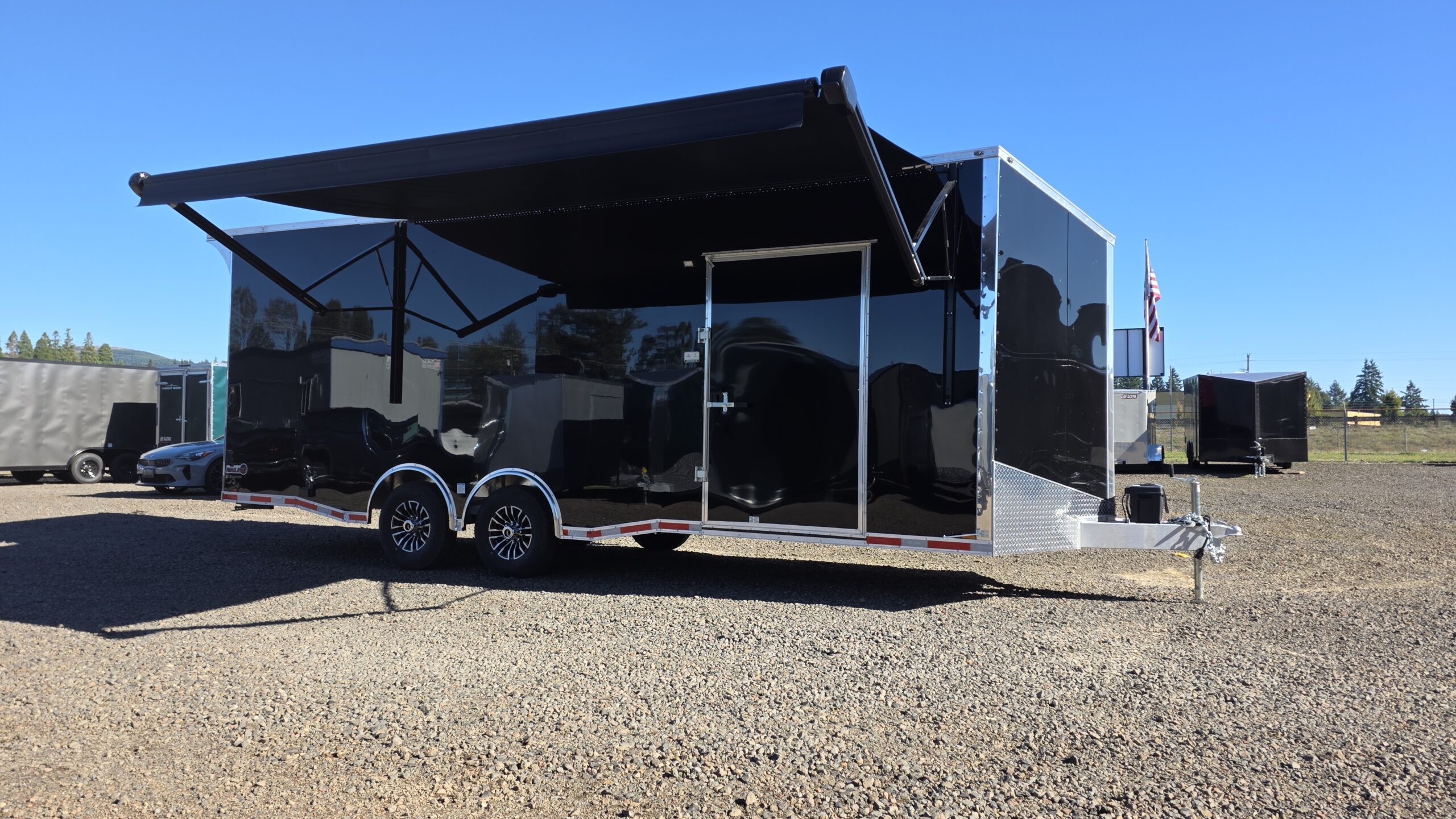 2026 Cargo Mate Redline Enclosed Cargo Trailer 8.5×24 Car/SUV/UTV Hauler PolyCORE Extruded Aluminum Floor Loaded with Options