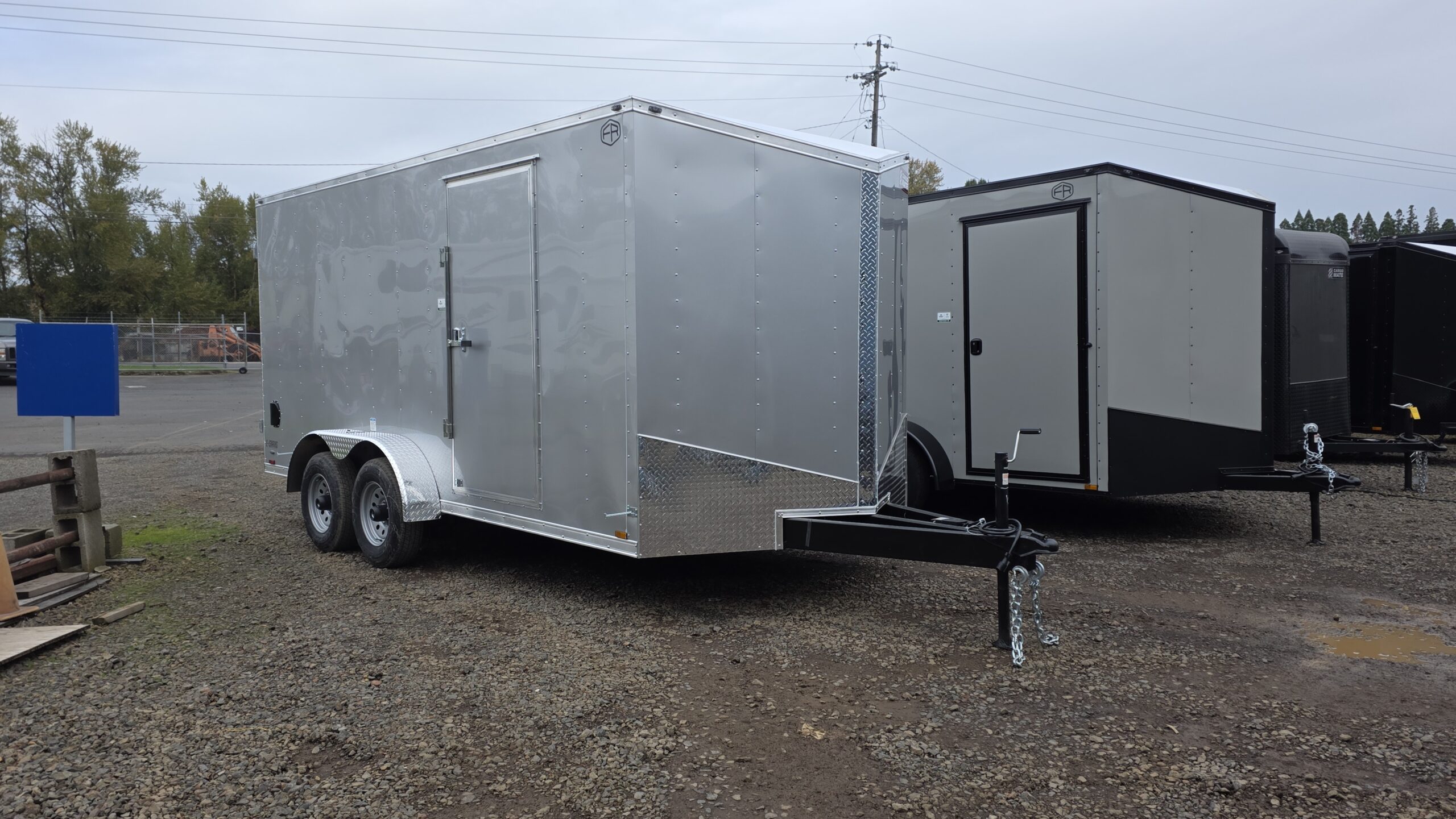 2026 Enclosed Cargo Trailer 7×16 Cargo Mate Heavy-Duty Trailer 9800GVW 1-Piece Roof 54″ Tongue