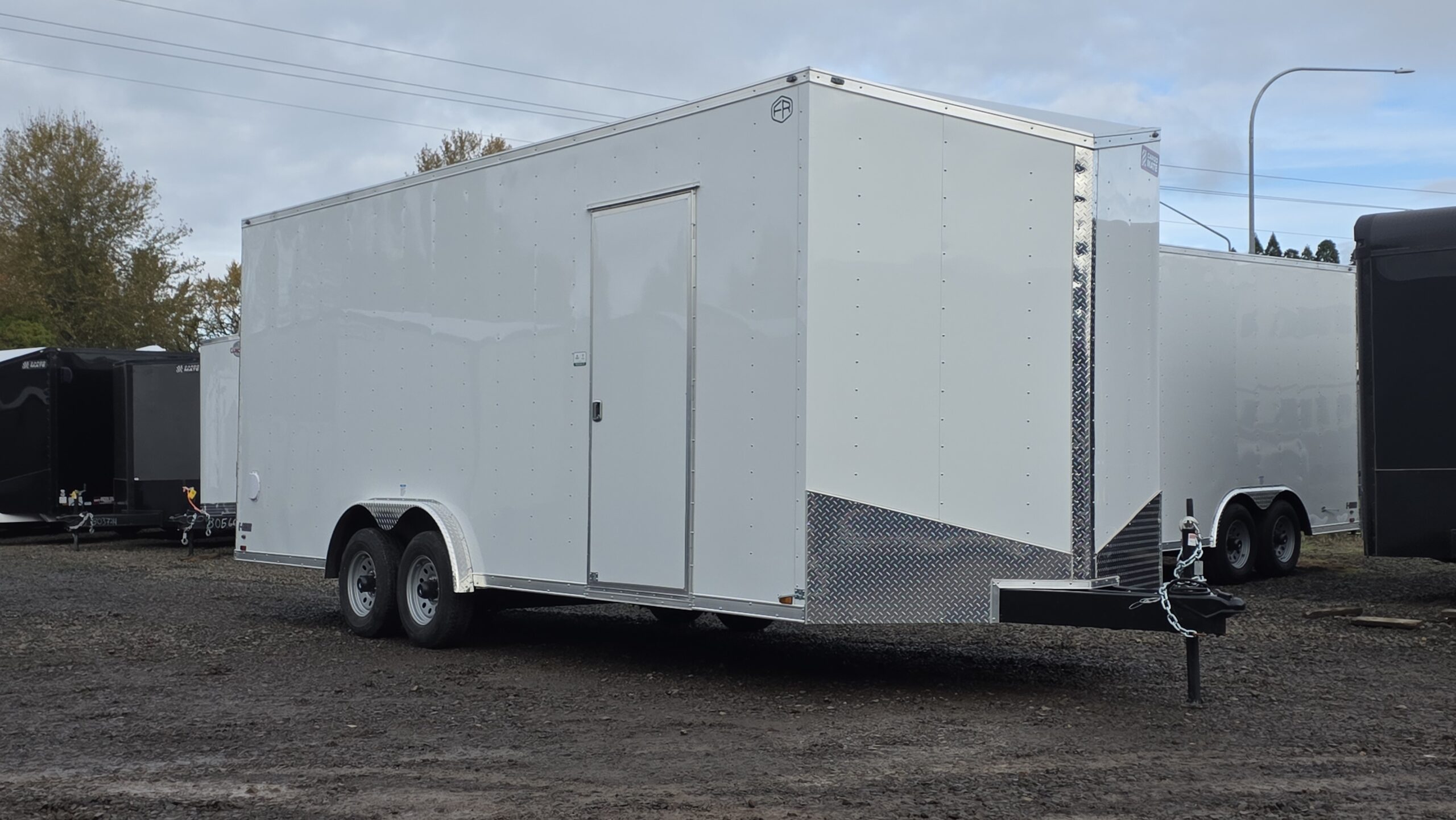 2026 E-Series by Cargo Mate 8×22 12″ Extra Height Enclosed Cargo Trailer 9800GVW UTV Hauler 1-Piece Roof