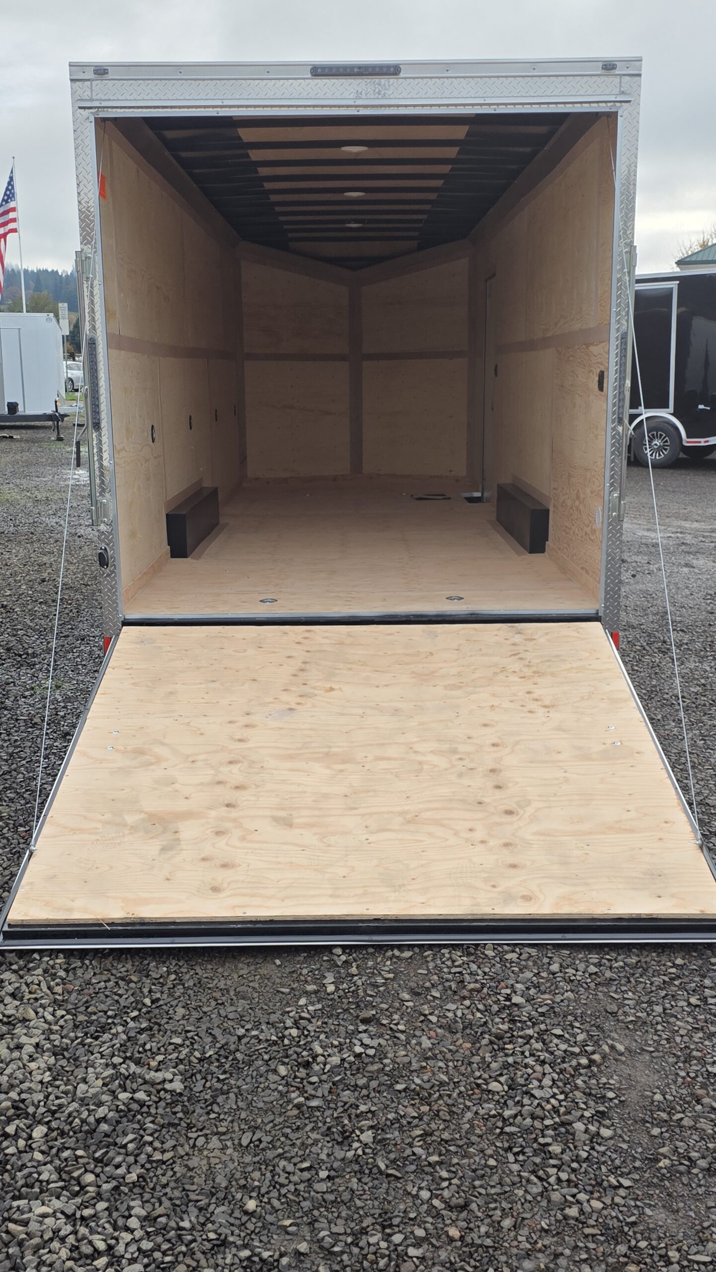 2026 E-Series by Cargo Mate 8×22 12″ Extra Height Enclosed Cargo Trailer 9800GVW UTV Hauler 1-Piece Roof - Image 2
